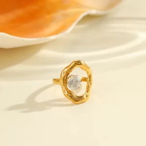 Luna Ripple Zircon Ring