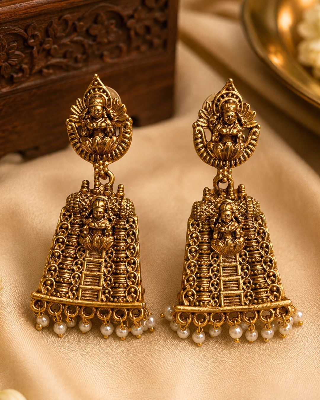 Traditional temple earring - Image 2